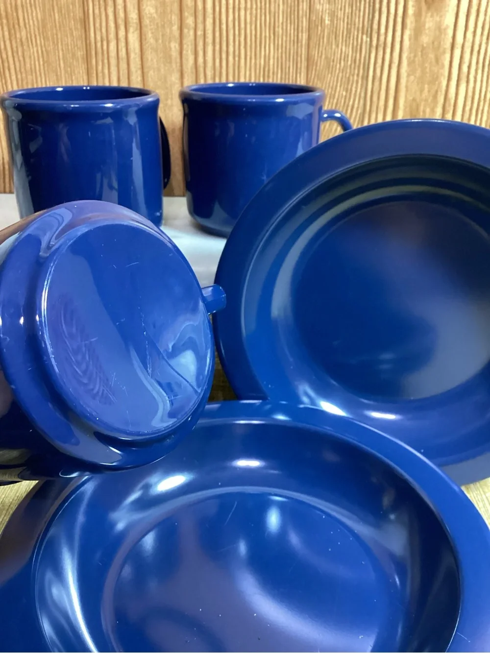 Blue Melamine Dinnerware Set - 4 Mugs & 4 Bowls